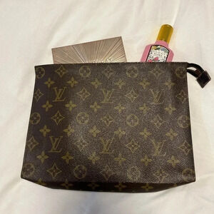 Louis Vuitton vintage pouch  bag